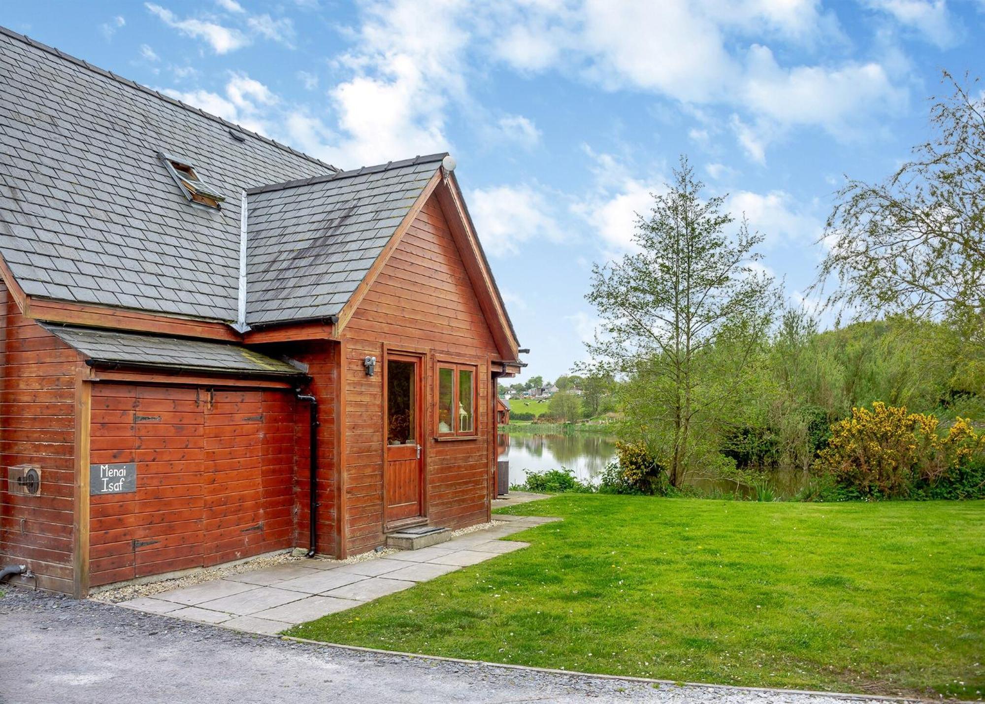 Anglesey Lakeside Lodges Menai Bridge Oda fotoğraf