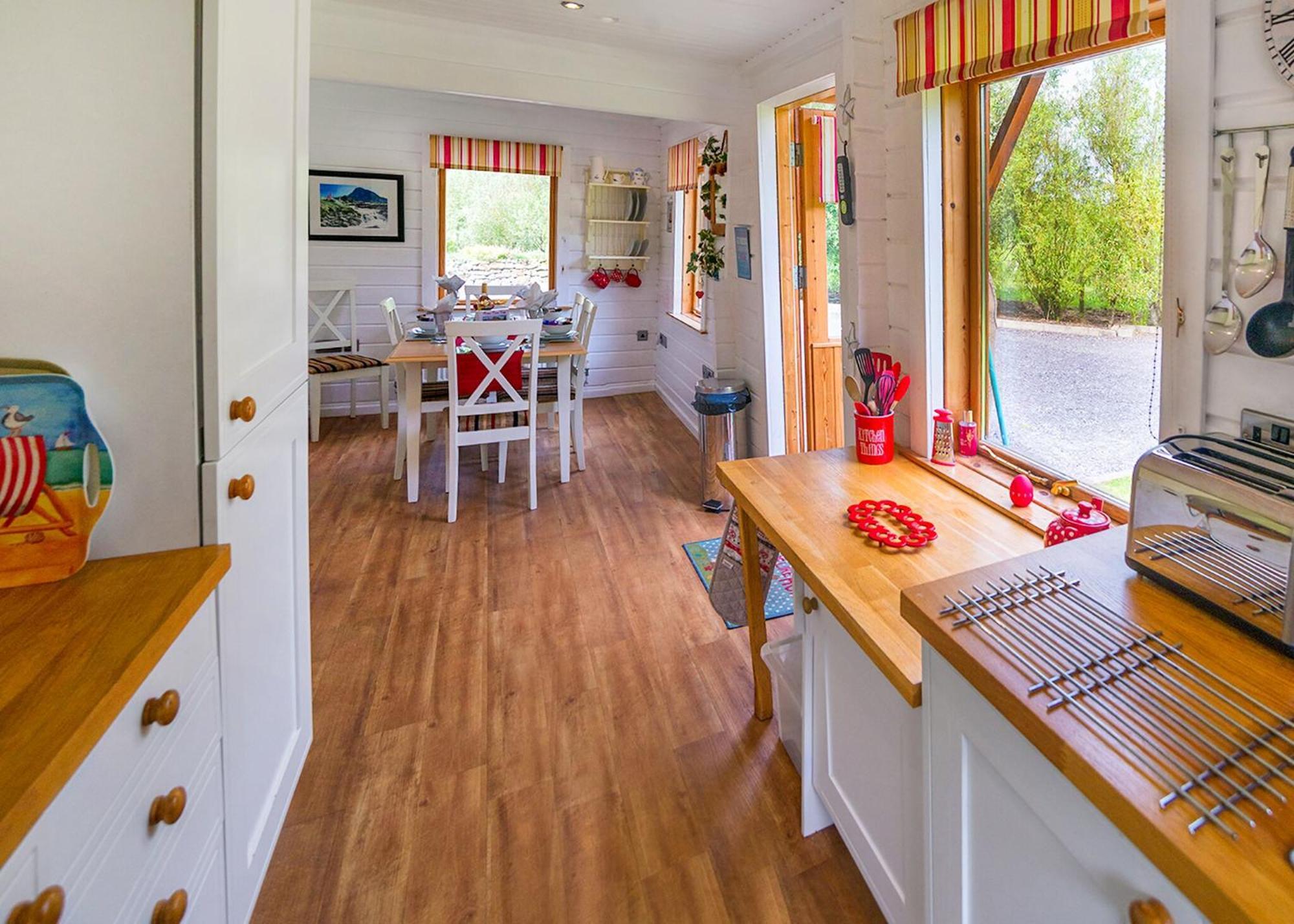 Anglesey Lakeside Lodges Menai Bridge Oda fotoğraf